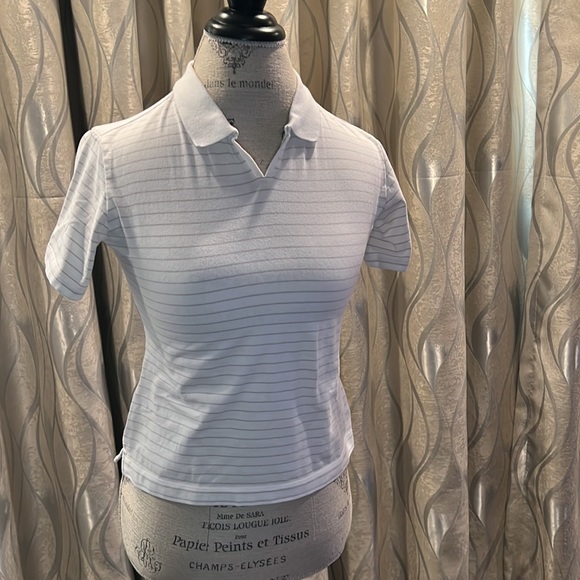 Nike Golf Crop Shirt - Picture 2 of 7